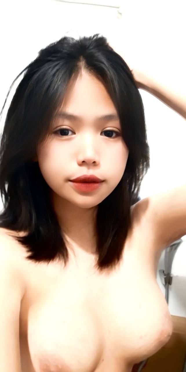 Mùa hè vui vẻ với những bà nội trợ hư hỏng